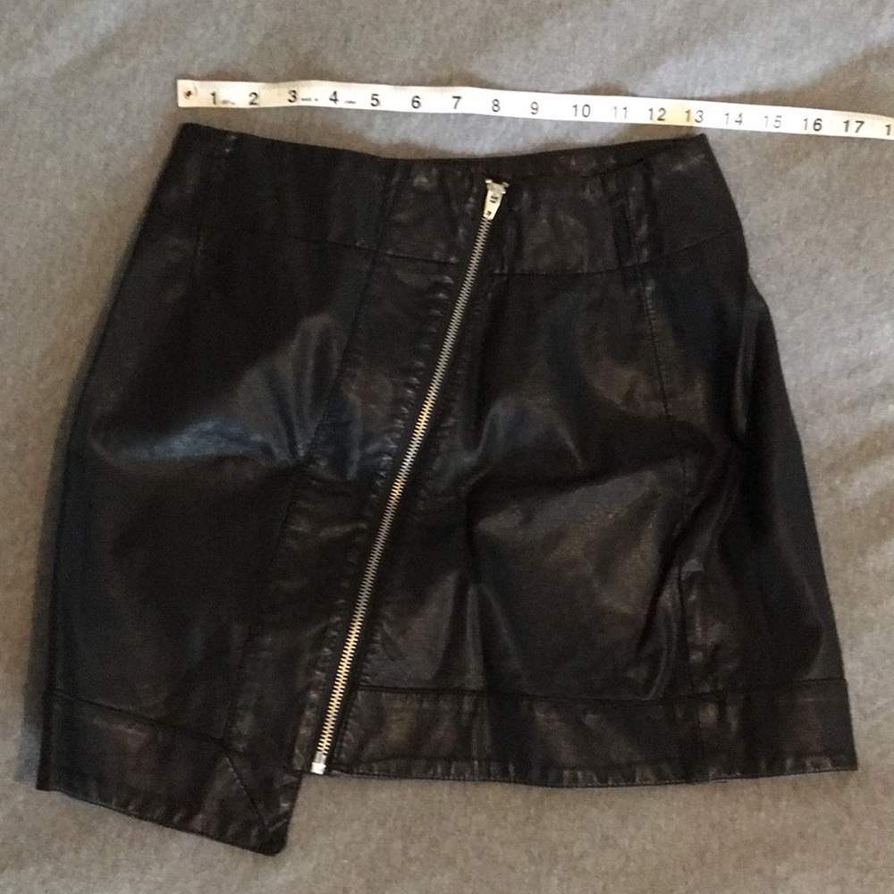 Faux leather silence + noise mini skirt size 4